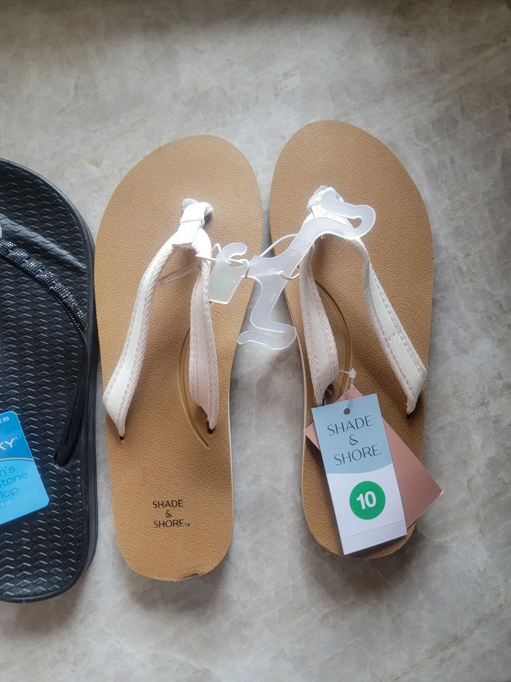 NEW! BUNDLE OF 3 SANDALS SZ 10. Universal Thread, Sun Sky, & Shade & Shore ($48)